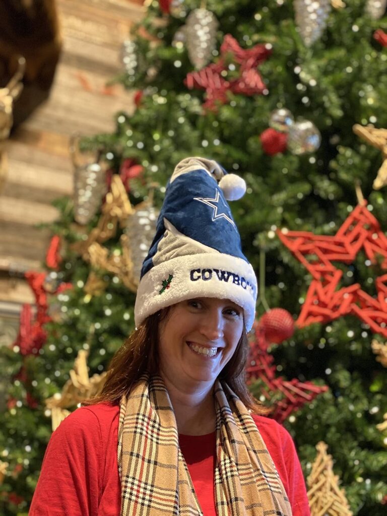 FOCO NFL Colorblock Santa Hat– Limited Edition Hat– Show Your Team Spirit with Officially Licensed Football Holiday Fan Gear